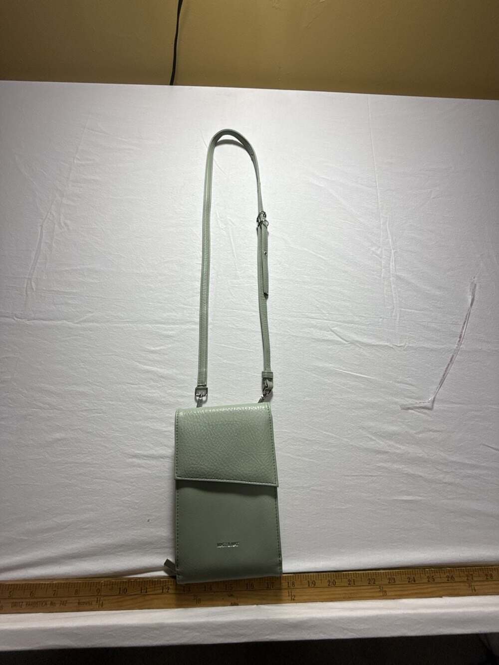 Matt & Nat Crossbody Bag Phone Holder Green Vegan Leather